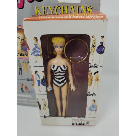TRAVEL CASE and BARBIE ORNAMENT Hallmark Keepsake Miniature 2pc VTG + Keychain - Picture 6 of 16